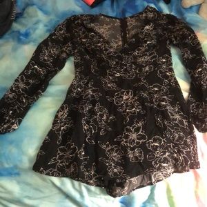 Black and White floral Romper from Forever 21!